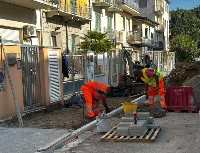 Lido di Camaiore, partita la riqualificazione di Via Papini 